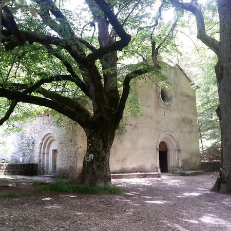 Petit Studio Atypique Et Cosy En Provence Saint-Etienne-les-Orgues Luaran gambar