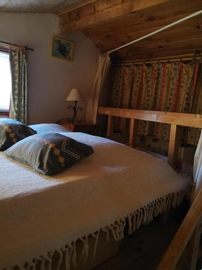 Petit Studio Atypique Et Cosy En Provence Saint-Etienne-les-Orgues Luaran gambar